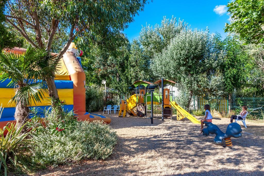 Camping Antioche D'Oleron La Brée-les-Bains エクステリア 写真
